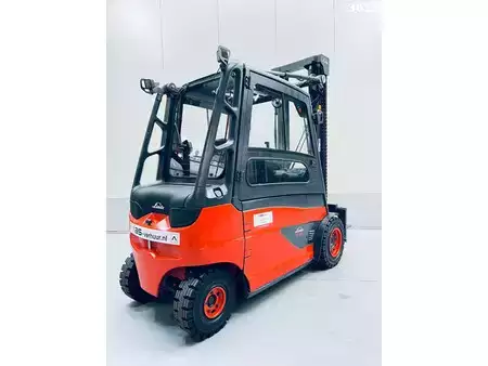 El truck - 4 hjulet 2014  Linde E45HL-01/600 (1)