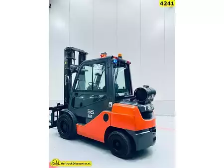 Gas truck 2009  Toyota 02-8FGF30 (3)