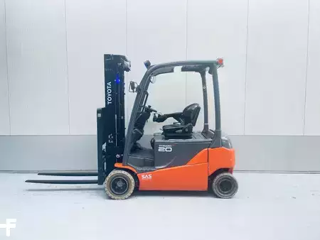 Eléctrica de 4 ruedas 2019  Toyota 8FBMT20T (1)