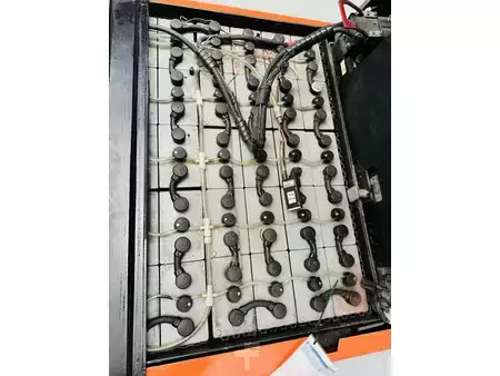 El truck - 4 hjulet 2011  Toyota 7FBMF30 (5)