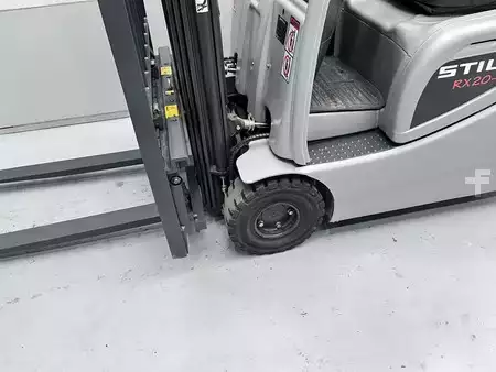 Elektromos 4 kerekű 2018  Still RX20-15 (2)