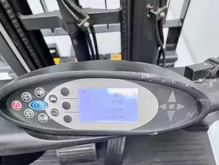 Elektromos 4 kerekű 2018  Still RX20-15 (4)