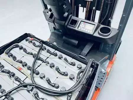 El Truck - 4-hjul 2016  Toyota 8FBE16T (12)