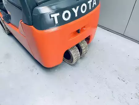 El Truck - 4-hjul 2016  Toyota 8FBE16T (4)