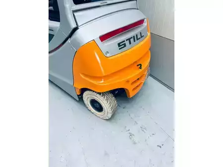 Elektromos 4 kerekű 2016  Still RX60-35 (14)