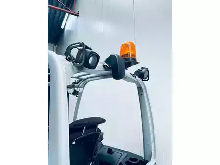 Elektromos 4 kerekű 2016  Still RX60-35 (15)