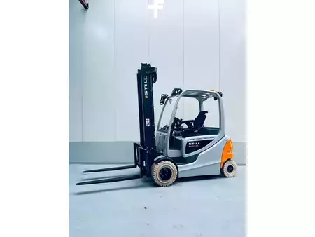 Elektromos 4 kerekű 2016  Still RX60-35 (5)