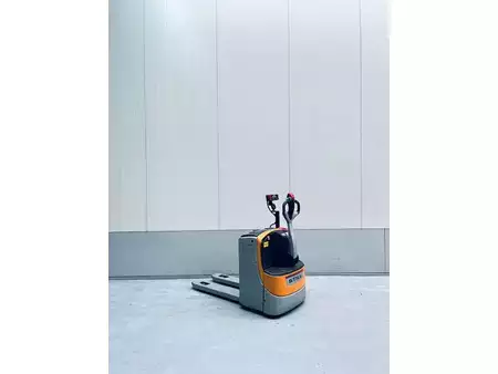 Lavtløftende truck 2016  Still EXU 18 (2)