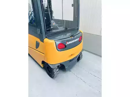 El truck - 4 hjulet 2009  Jungheinrich EFG 430 GE115-650DZ (2)