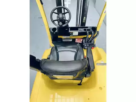 Elektromos 4 kerekű 2013  Hyster J2.5XN (10)