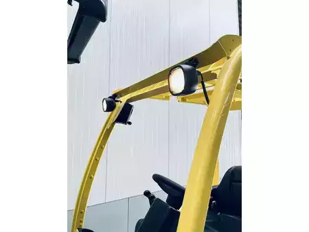 Elektromos 4 kerekű 2013  Hyster J2.5XN (11)