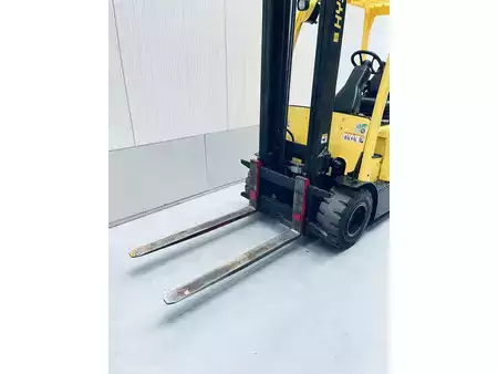 Elektromos 4 kerekű 2013  Hyster J2.5XN (3)