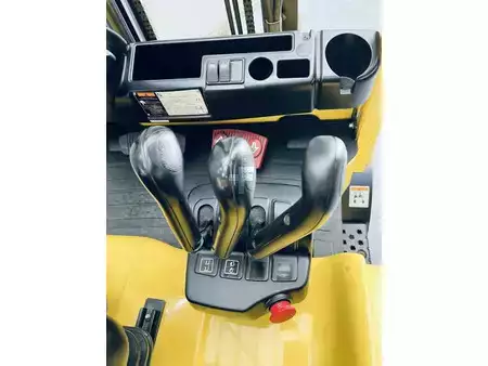 Elektromos 4 kerekű 2013  Hyster J2.5XN (8)