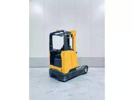 Chariots à mât rétractable 2016  Jungheinrich ETVC 16 (5)