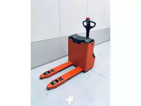 Nízkozdvižný vozík 2018  Linde T14 (3)