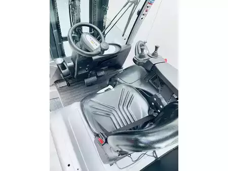 Elektrisk- 4 hjul 2014  Still RX20-16P (17)