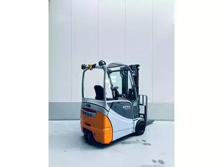 Elektromos 3 kerekű 2018  Still RX20-15 (5)