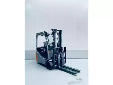 Elektromos 3 kerekű 2018  Still RX20-15 (7)