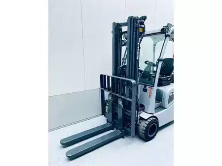 Elektromos 3 kerekű 2018  Still RX20-15 (8)