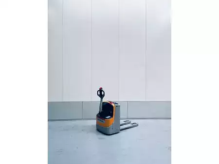 Lavtløftende truck 2015  Still EXU18 (3)