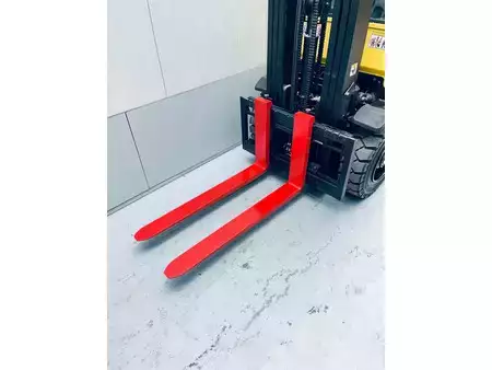 Carretilla elevadora GLP 2007  Hyster H3.0FT (4)