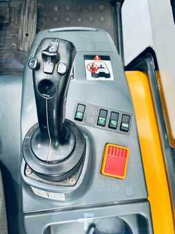 Eléctrico - 3 rodas 2007  Jungheinrich EFG 216K (9)