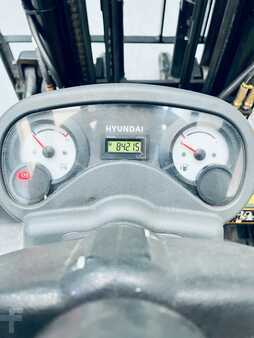 Nestekaasutrukki 2012  Hyundai 30L-7A (10)