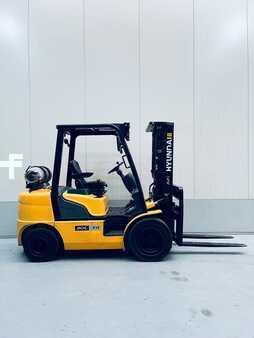 Nestekaasutrukki 2012  Hyundai 30L-7A (4)