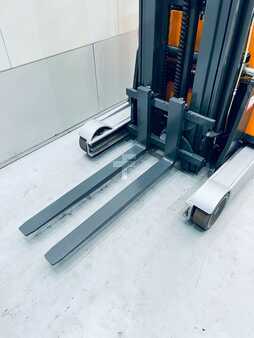 Retráctil 2016  Still FM-X 14 (7)