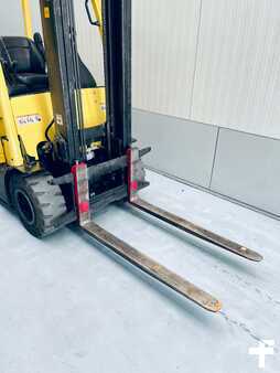 Carrelli elettrici 4 ruote 2013  Hyster J2.5XN (5)