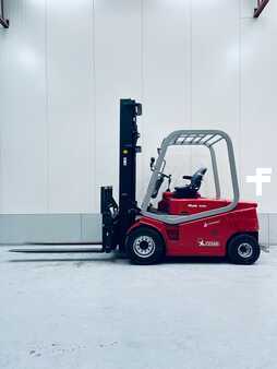 Carrelli elettrici 4 ruote 2013  Cesab MAK 500 (1)