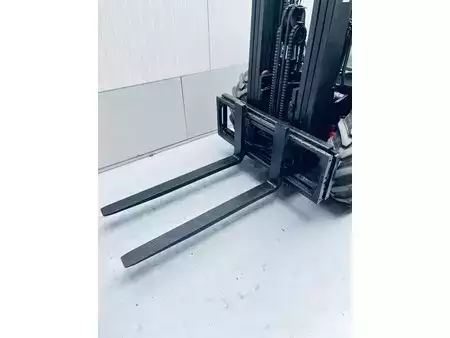 Dieselový VZV 2013  Manitou MH25-4T Buggie S2-E3 (10)