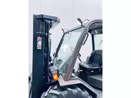 Dieselový VZV 2013  Manitou MH25-4T Buggie S2-E3 (19)