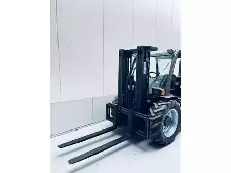 Dieselový VZV 2013  Manitou MH25-4T Buggie S2-E3 (9)