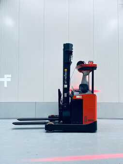 Carrelli retrattili 2013 BT RRE 160 (2)