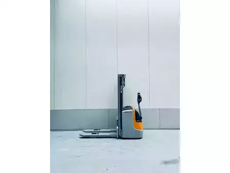 Magasemelésű béka 2017  Still EXV14C (1)