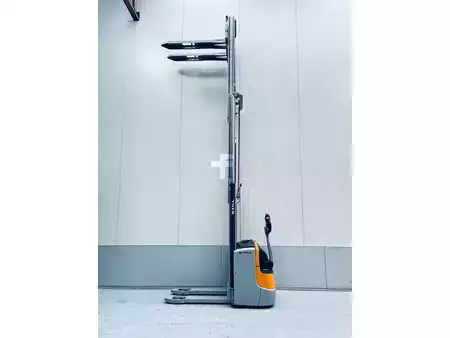 Magasemelésű béka 2017  Still EXV14C (6)