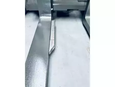 Retráctil 2015  Atlet 200DTFVXE895UMS (10)