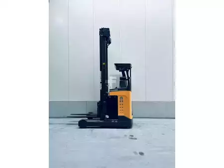 Retráctil 2015  Atlet 200DTFVXE895UMS (17)