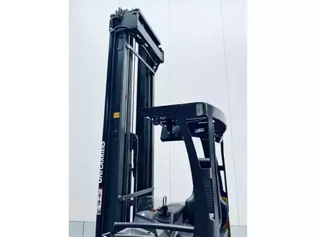 Retráctil 2015  Atlet 200DTFVXE895UMS (19)