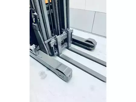 Retráctil 2015  Atlet 200DTFVXE895UMS (9)