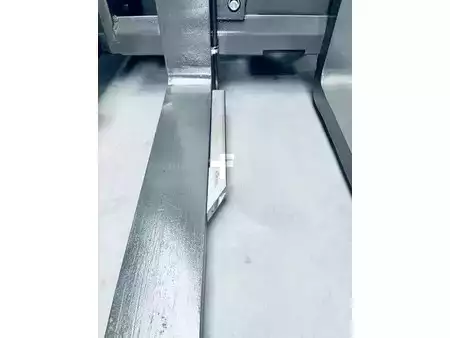 Retráctil 2015  Atlet 200DTFVXE895UMS (7)