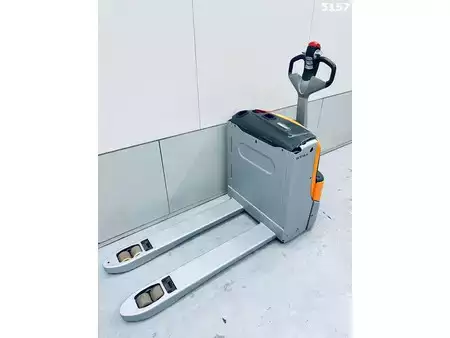 Lavtløftende truck 2017  Still EXU 18 (3)