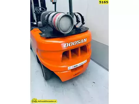 Gas gaffeltruck 2015  Doosan G55-C5 (12)