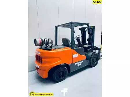 Gas gaffeltruck 2015  Doosan G55-C5 (3)