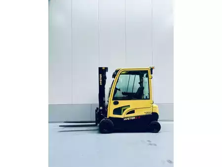 Elektryczne 4-kołowe 2018  Hyster J2.0XN LWB (1)