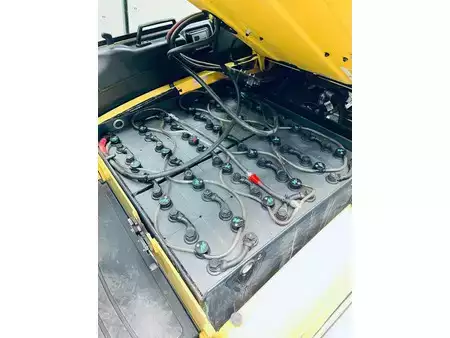 Elektryczne 4-kołowe 2018  Hyster J2.0XN LWB (20)