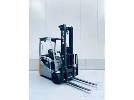 Elektrisk- 3 hjul 2018  Still RX20-16 (6)