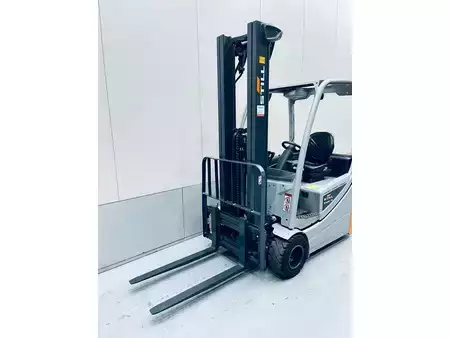 Elektrisk- 3 hjul 2018  Still RX20-16 (8)