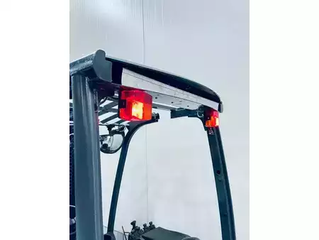 El truck - 3 hjulet 2010  Toyota 8FBET15 (10)